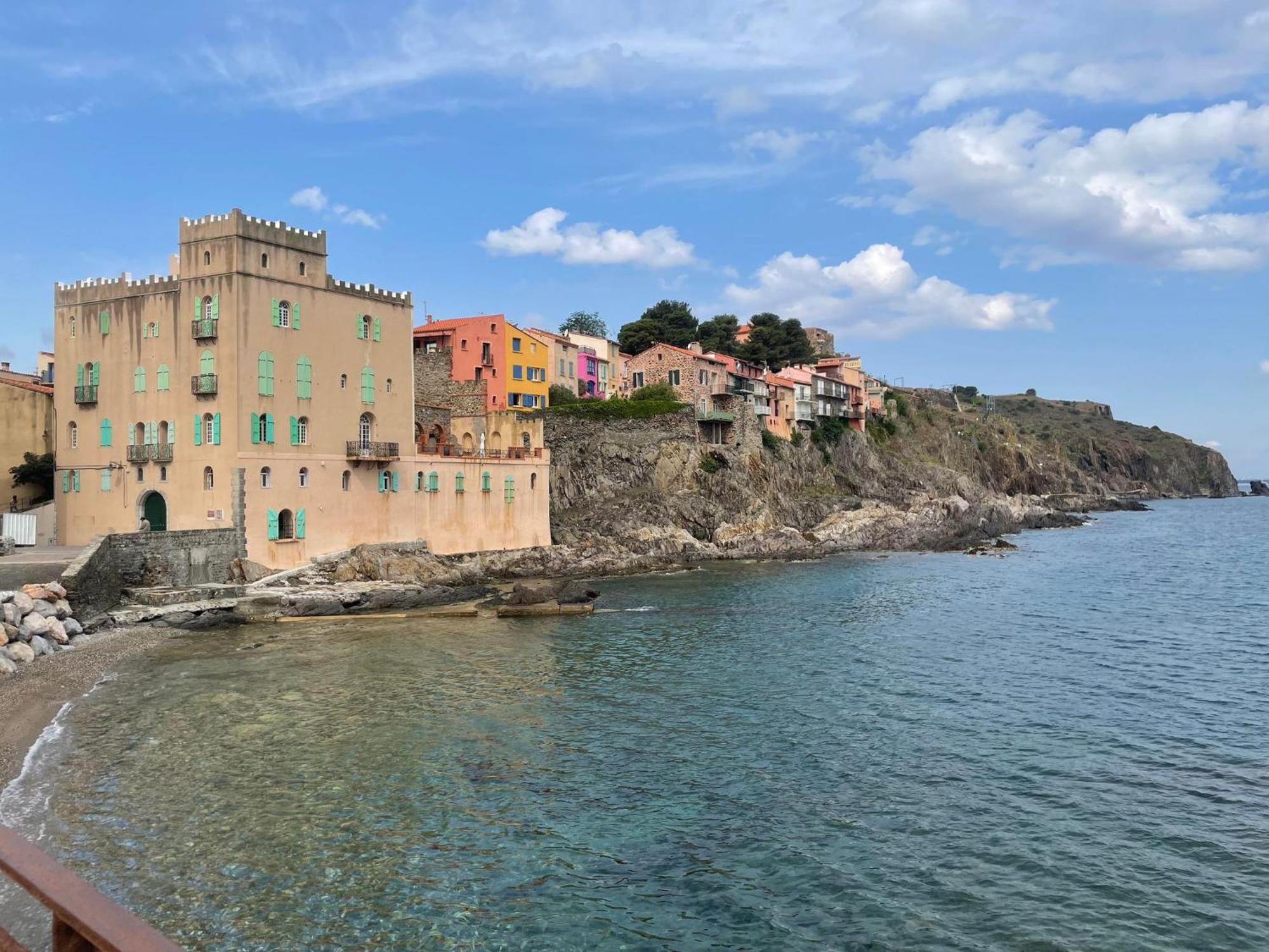 6Alz8 Appartement Pour 6 Personnes Collioure Luaran gambar