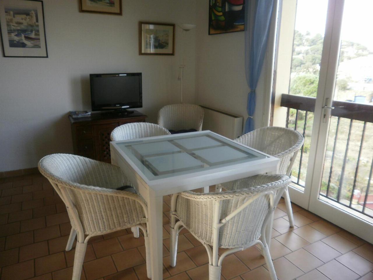 6Alz8 Appartement Pour 6 Personnes Collioure Luaran gambar